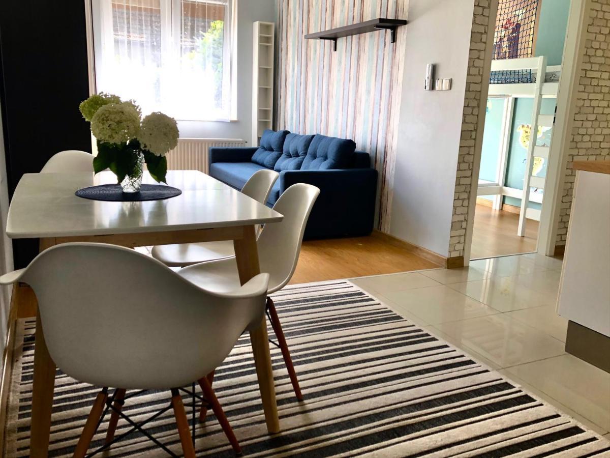 Mieszkanie Z Ogrodkiem Wroclaw Ngoại thất bức ảnh